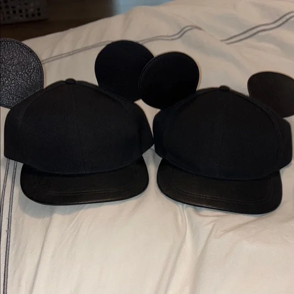 Black Pleather Mickey Ears Cap. Disney x H&M - Picture 3 of 5